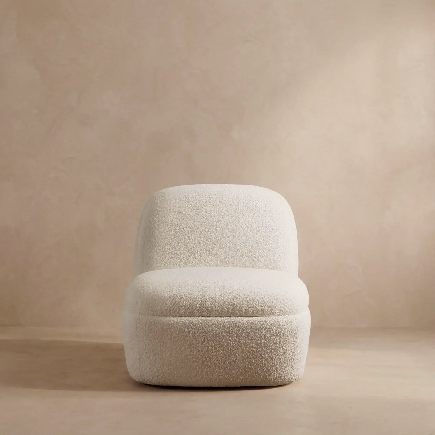 Niveous White Bouclé Swivel Chair